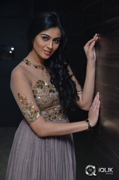 Neha-Hinge-at-Srivalli-Movie-Audio-Launch